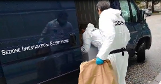 Tentato colpo alla Bper di Ancona, presi anche i due rapinatori in fuga